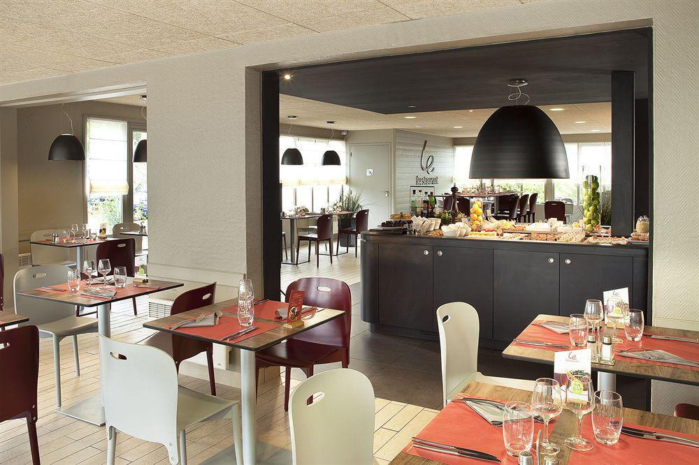 Kyriad Direct Le Havre Est - Gonfreville Restaurant foto